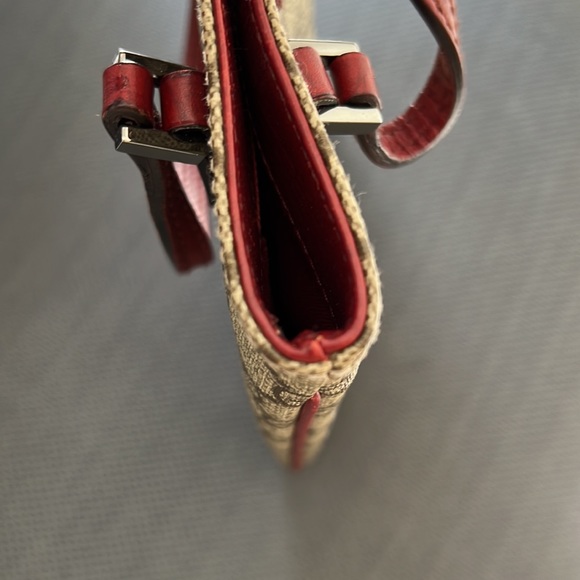 Gucci monogram handbag - Picture 12 of 14